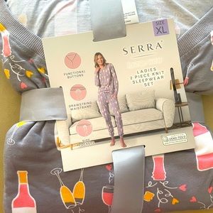 Happy New Year! Serra 4 Aldi pajamas/loungewear. Adorable grey, pink and yellow.